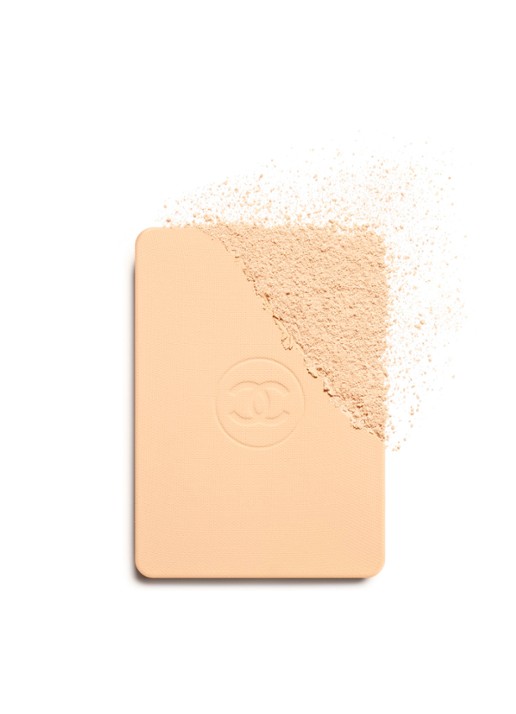 CHANEL LANGHOUDENDE UITERST COMFORTABELE COMPACTE FOUNDATION MET PERFECTE FINISH - detail 3 bd21 
