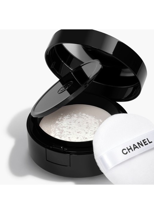 CHANEL LOS POEDER MET EEN NATUURLIJKE FINISH. REISFORMAAT - detail 3 10 light