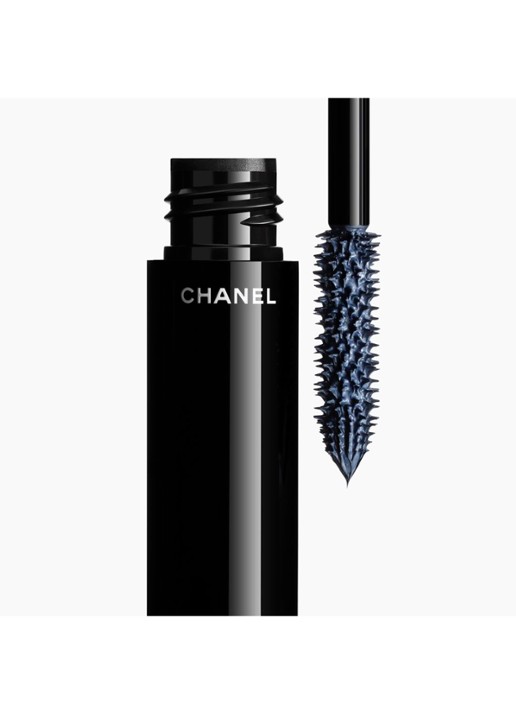 CHANEL MASCARA VOOR VOLUME - achterkant 5 70 blue night