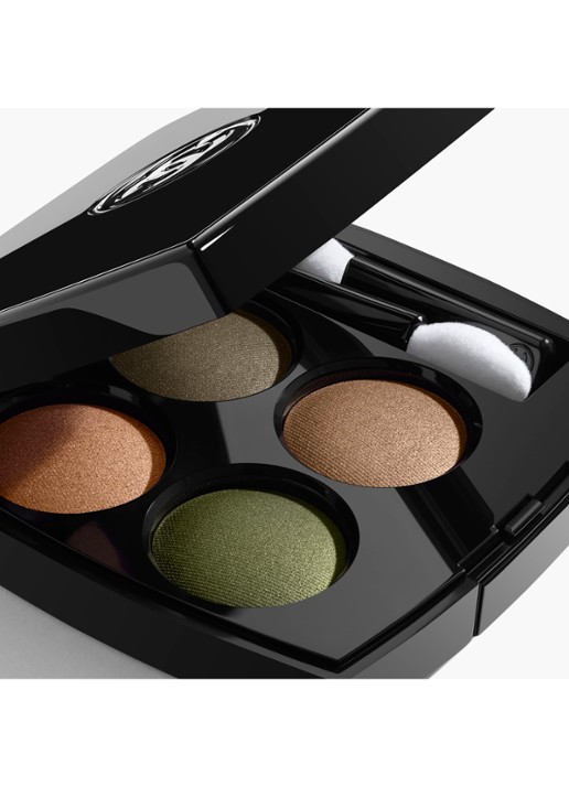 CHANEL OOGSCHADUW MET VEELZIJDIG EFFECT - achterkant 318 blurry green