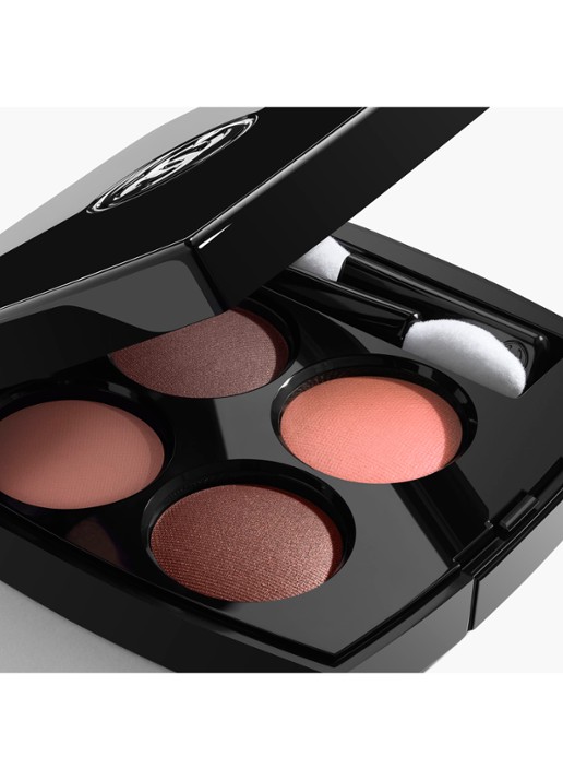 CHANEL OOGSCHADUW MET VEELZIJDIG EFFECT - detail 2 354 warm memories