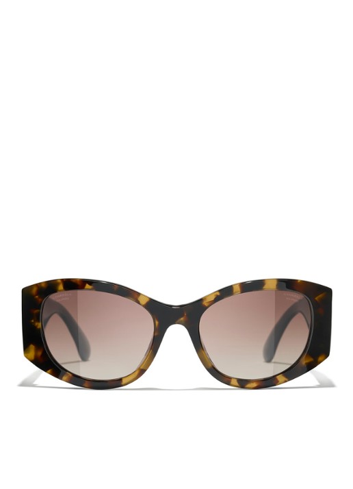 CHANEL OVALE ZONNEBRIL - voorkant 2 bruin