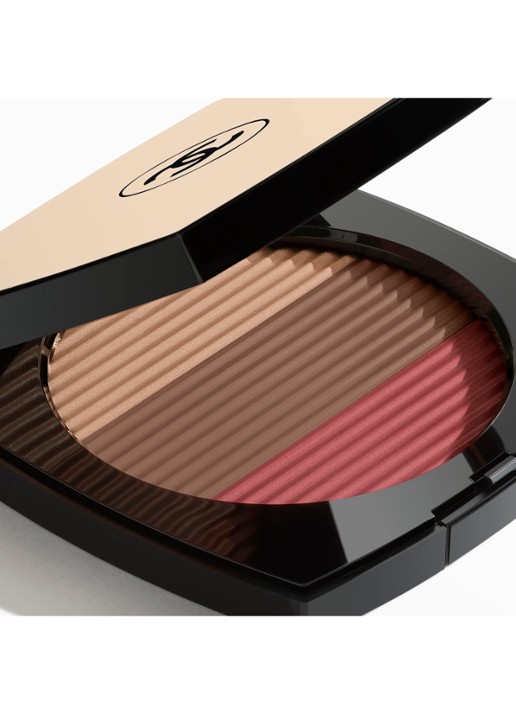 CHANEL POUDRE BELLE MINE ENSOLEILLÉE - detail 2 deep rose gold
