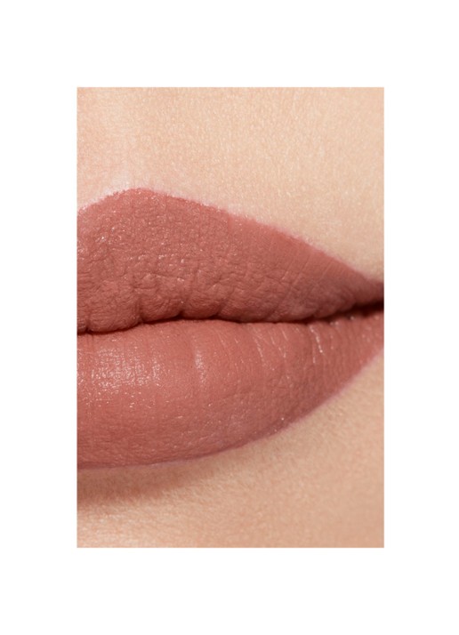 CHANEL STRALENDE FLUWEELACHTIGE LIPPENSTIFT - detail 5 61 intuitive 