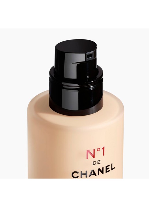 CHANEL VERHELDEREN – HYDRATEREN – BESCHERMEN - detail 2 b10 