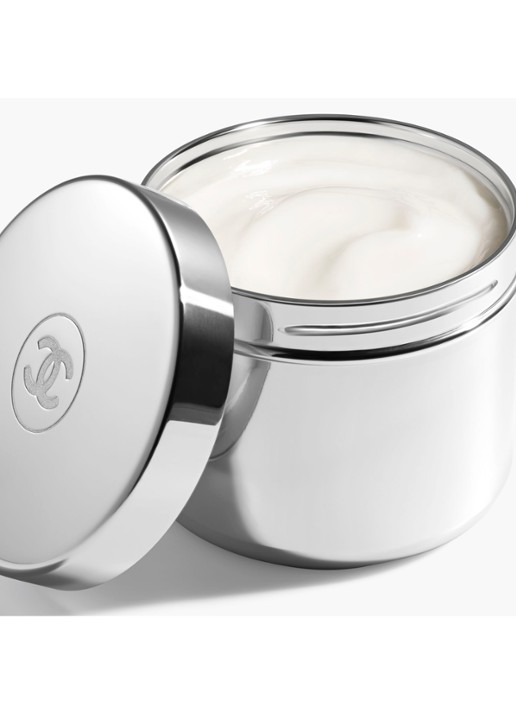 CHANEL VERHELDERENDE, EGALISERENDE EN KALMERENDE CRÈME  - voorkant 6 undefined
