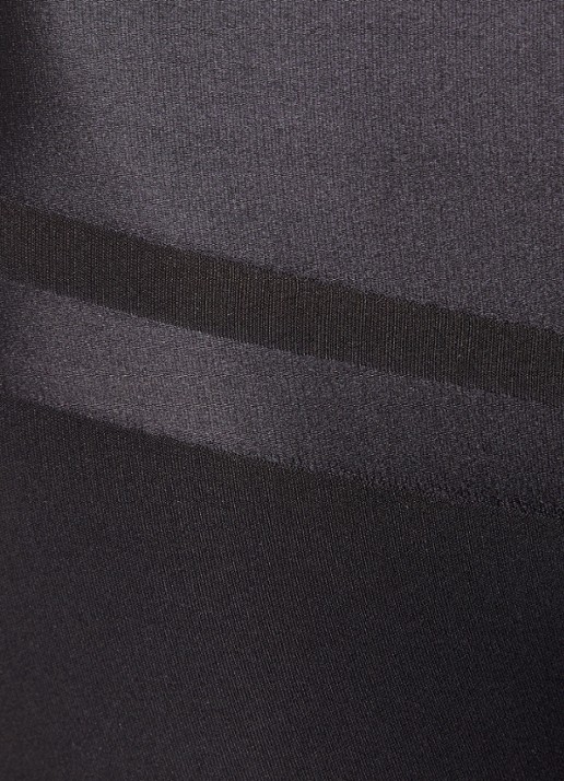 Chantelle Brilliant Shaping high waisted corrigerende shorty met glanzende finish - detail 3 zwart