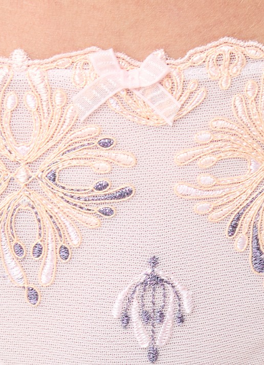 Chantelle Champs Elysees tanga van kant - detail 2 lichtroze