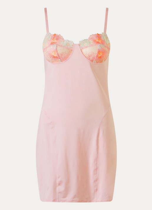 Chantelle Daydream slipdress met mesh en bloemborduring - voorkant 3 lichtroze