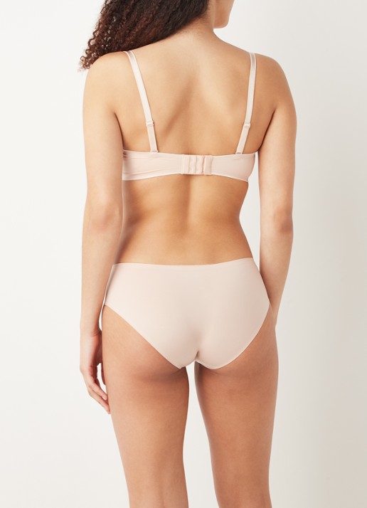 Chantelle Essentials T-shirt bh met push-up en afneembare bandjes - achterkant beige
