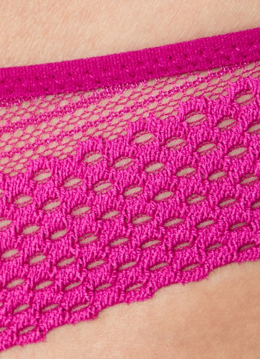 Chantelle Play tanga met kant - detail 4 donkerroze