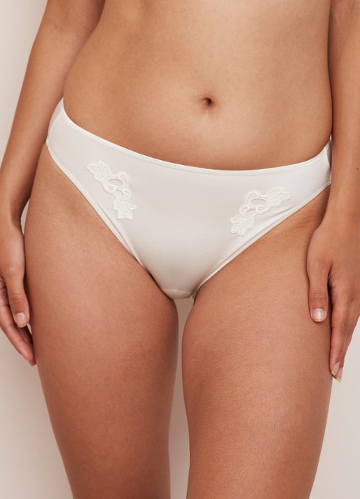Chantelle Slip met borduring