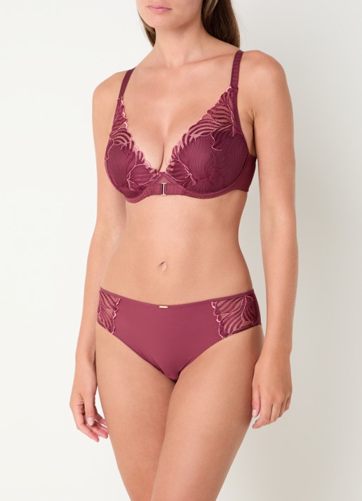 Chantelle Slip met borduring - voorkant 2 bordeauxrood