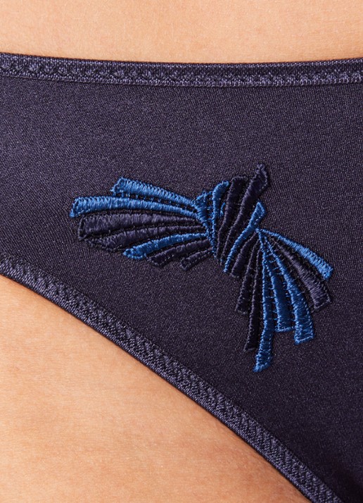 Chantelle Slip met borduring - detail 5 donkerblauw