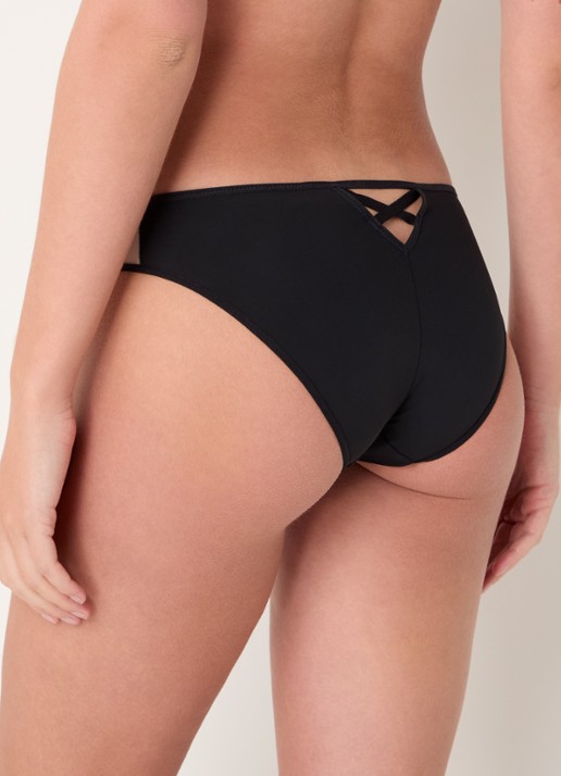 Chantelle Slip met mesh en borduring - achterkant 5 creme