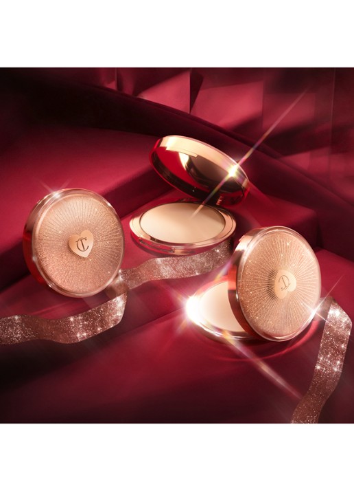 Charlotte Tilbury Airbrush Flawless Finish Powder Limited Edition - poeder - detail 3 1 fair