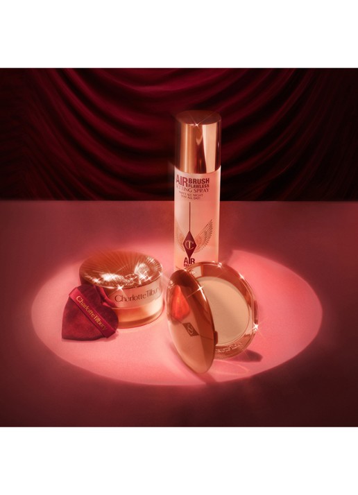 Charlotte Tilbury Airbrush Flawless Finish Powder Limited Edition - poeder - detail 4 1 fair
