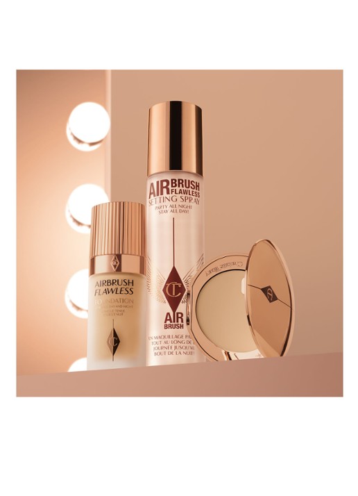 Charlotte Tilbury Airbrush Flawless Setting Spray XL - make-up setting- & fixing spray t.w.v. €70,- - detail 4 transparant