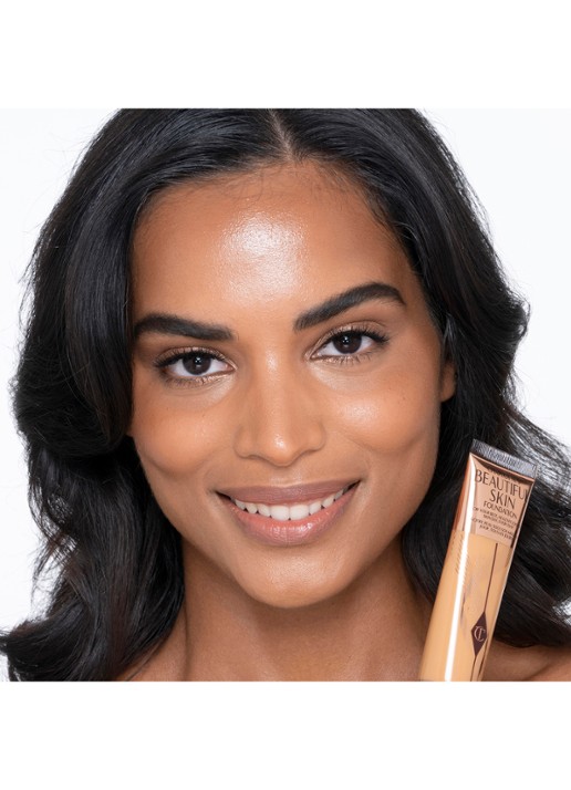 Charlotte Tilbury Beautiful Skin Foundation - vloeibare foundation - achterkant 5 neutral_7