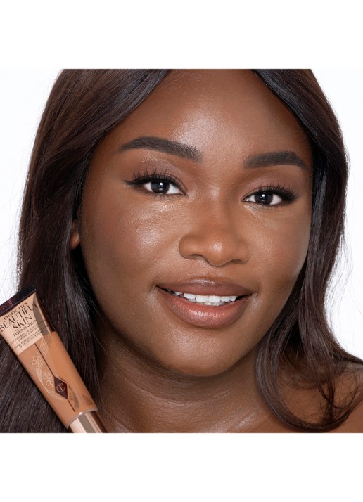 Charlotte Tilbury Beautiful Skin Foundation - vloeibare foundation - achterkant neutral_15