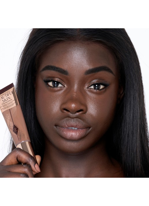 Charlotte Tilbury Beautiful Skin Foundation - vloeibare foundation - achterkant 6 cool_18