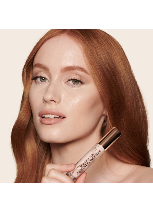 Charlotte Tilbury Beautiful Skin Radiant Concealer - vloeibare concealer - detail 2 2 fair