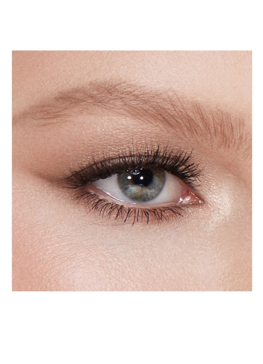 Charlotte Tilbury Brow Pencil Refill Cheat - wenkbrauwpotlood navulling - detail 3 light blonde