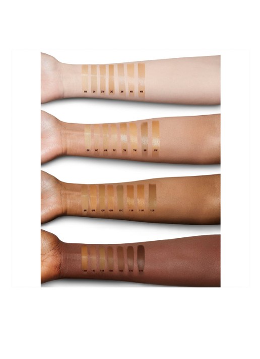 Charlotte Tilbury Charlotte's Beautiful Skin Foundation - detail 5 5 neutral