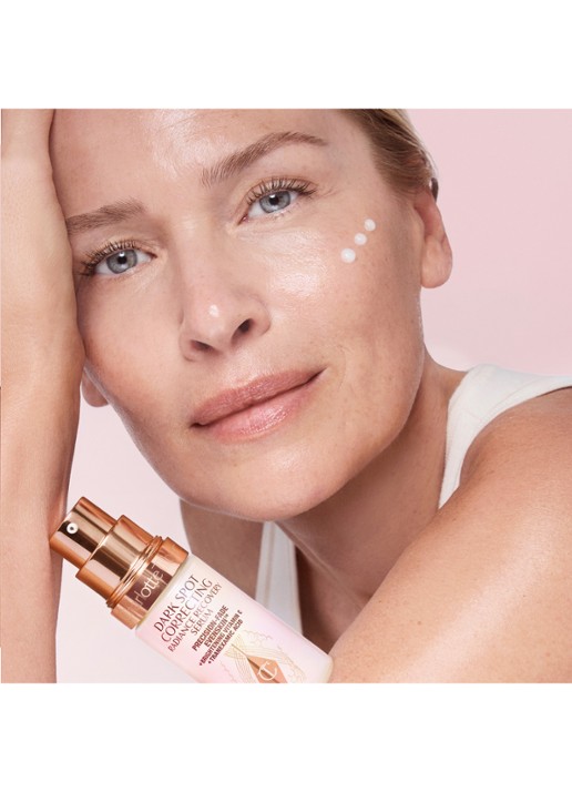 Charlotte Tilbury  Dark Spot Correcting + Hydration Revival Duo - verzorgingsset - detail 3 transparant