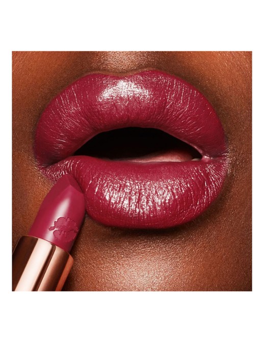 Charlotte Tilbury Hot Lips 2 - lipstick - detail 6 amazing amal