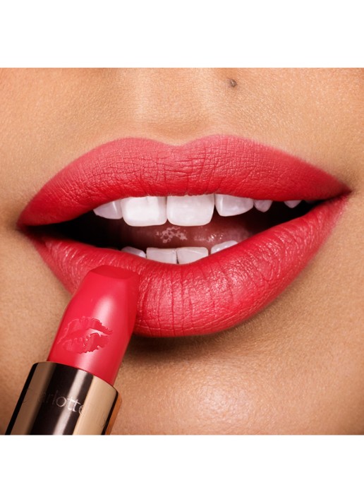 Charlotte Tilbury Hot Lips lipstick - detail 2 miranda may