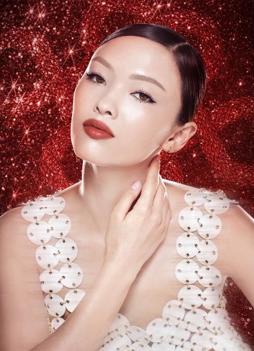 Charlotte Tilbury K.I.S.S.I.N.G lipstick - detail 4 kiss of mystery