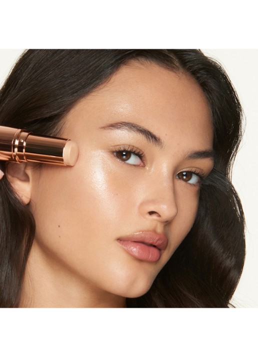 Charlotte Tilbury Unreal Highlighter Fresh Healthy Glow Stick - detail 4 glazed goddess
