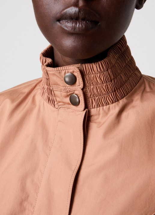 Chloé Cropped trenchcoat met pofmouw en ceintuur - detail 3 camel