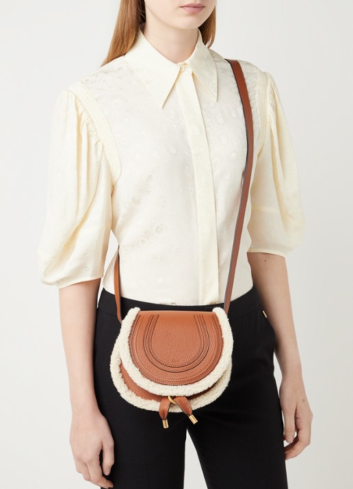 Chloé Marcie Mini crossbodytas van kalfsleer met schapenvacht - voorkant 2 cognac