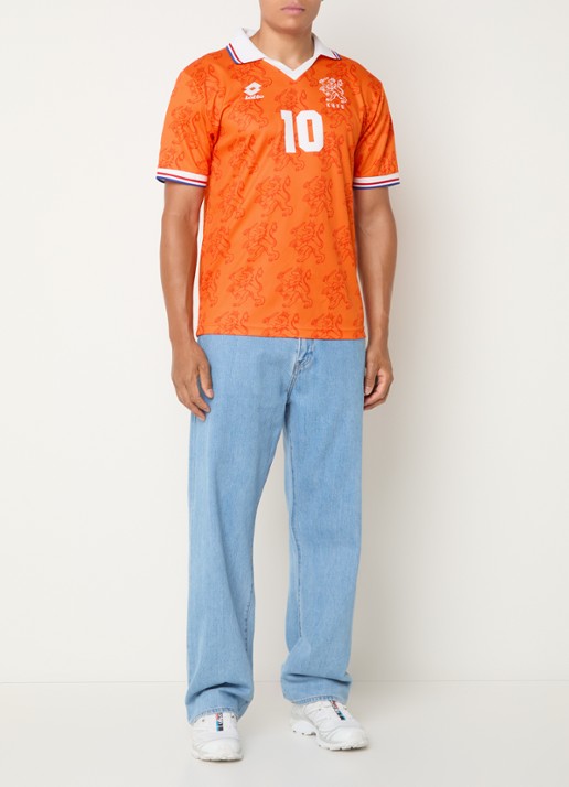 Classic Football Shirts 1994 Netherlands Bergkamp - voorkant 2 oranje
