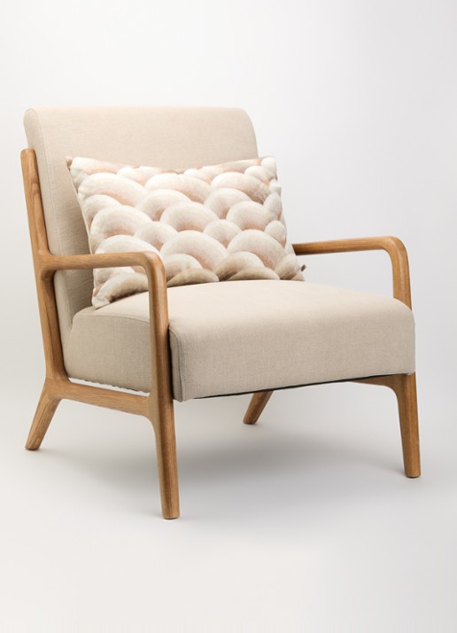 Claudi Arco sierkussen 40 x 60 cm  - voorkant 2 goud