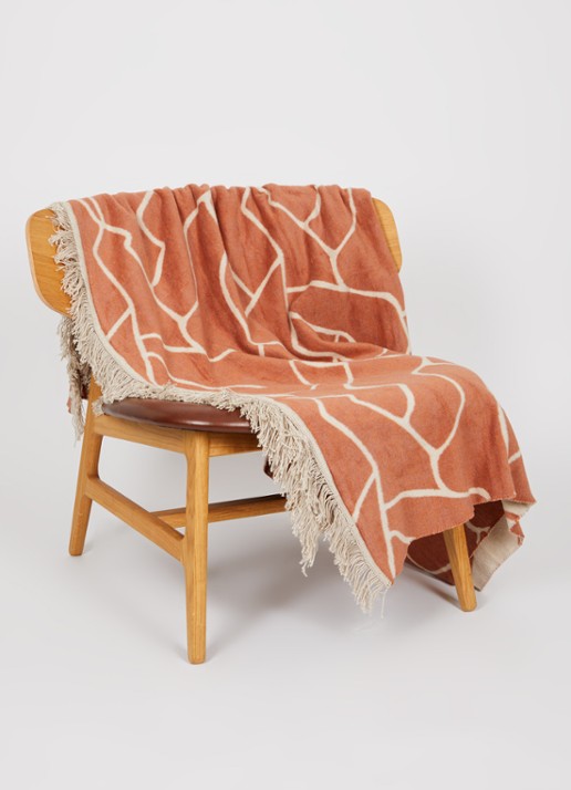Claudi Lineast plaid 150 x 200 cm - voorkant 2 roestbruin