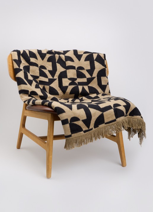 Claudi Lonata plaid 150 x 200 cm - voorkant 2 bruin
