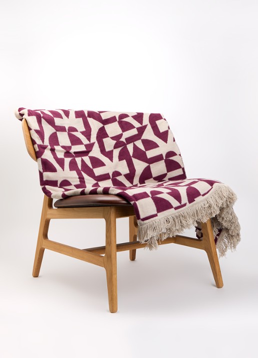 Claudi Lonata plaid 150 x 200 cm - voorkant 3 aubergine