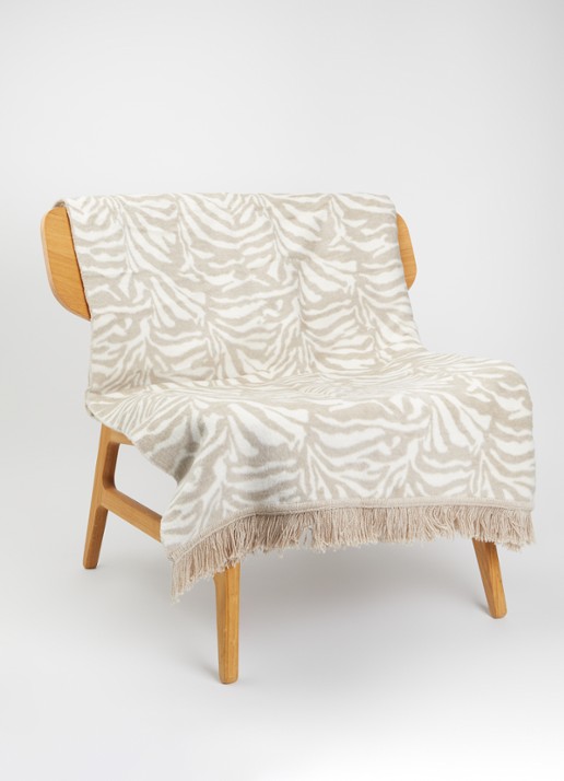 Claudi Zebby plaid 150 x 200 cm - voorkant 2 beige