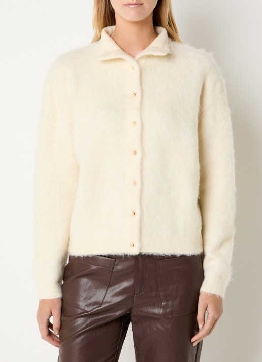 Claudia Sträter Fijngebreid vest in alpaca wolblend met kraag - detail vanillegeel