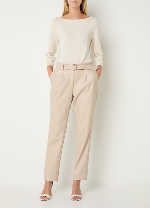 Claudia Sträter High waist tapered fit pantalon van imitatieleer met steekzakken - voorkant 2 beige
