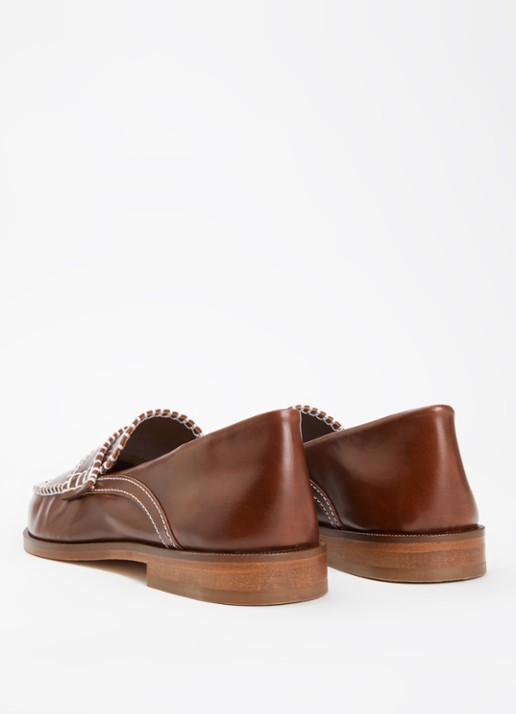 Claudie Pierlot Audy loafer van kalfsleer  - achterkant 2 kastanjebruin