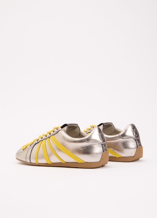 Claudie Pierlot Aureli sneaker van leer met metallic finish - achterkant 9 zilver