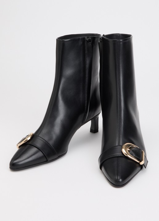 Claudie Pierlot Enkellaarsje van leer met gesp detail - detail 2 zwart