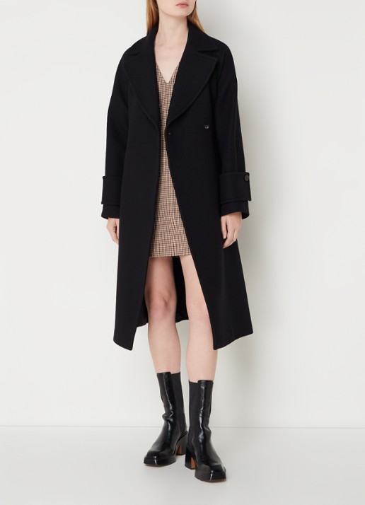 Claudie Pierlot Gama double-breasted mantel in wolblend met strikceintuur - voorkant 3 zwart