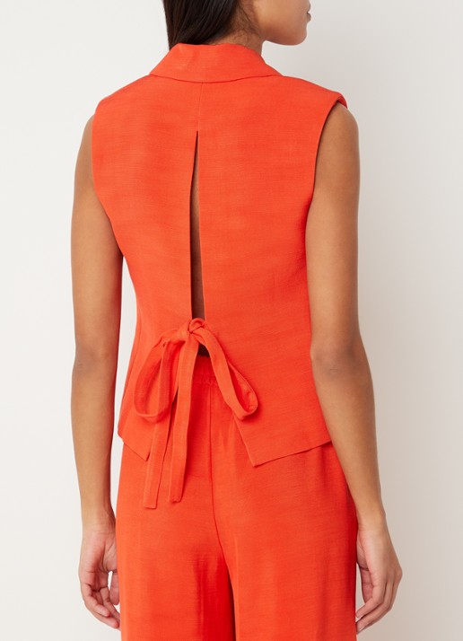 Claudie Pierlot Ville gilet met rug decolleté - achterkant 2 oranjerood
