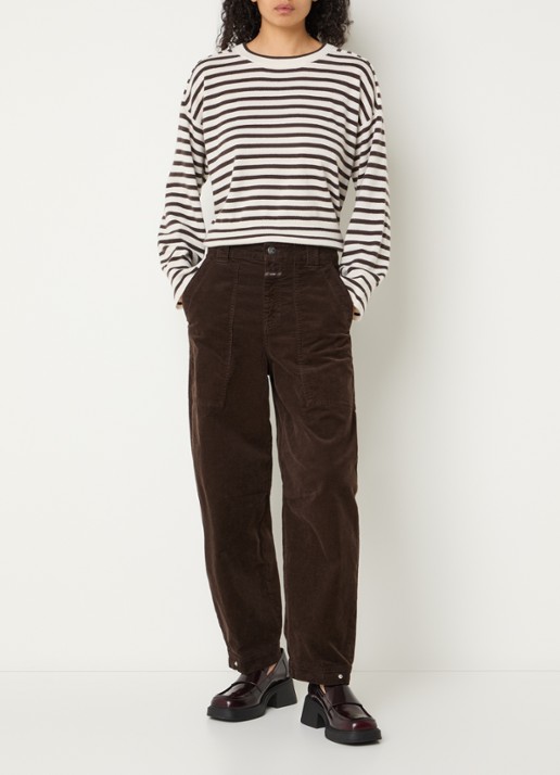 CLOSED Rhannon mid waist balloon fit broek van corduroy met opgestikte zakken - voorkant 4 donkerbruin