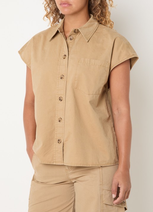 Co'Couture Evelyn mouwloze blouse met borstzak - achterkant 3 camel